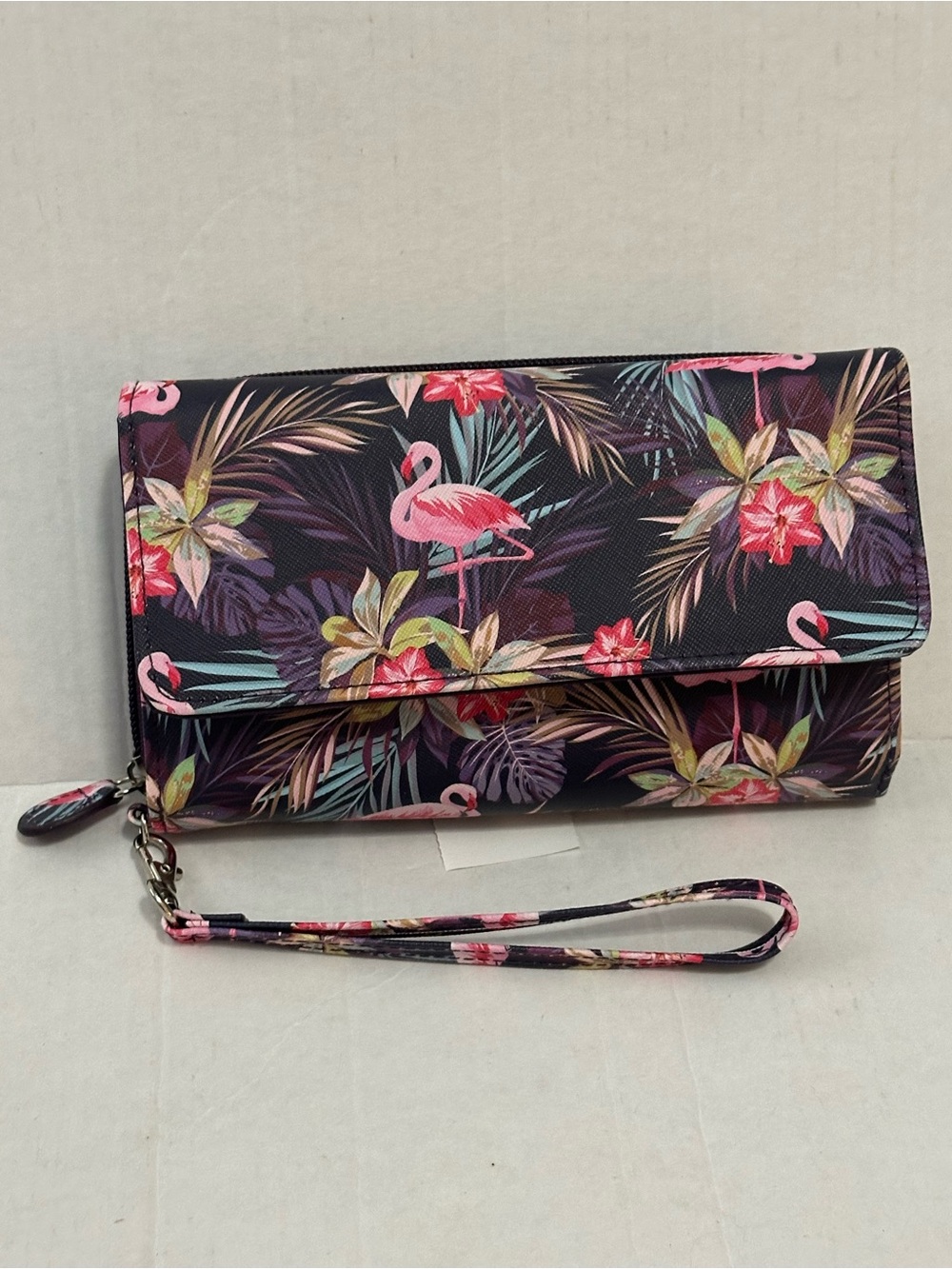 NWOT Mundi RFID Flamingo Floral Wristlet Wallet Clutch Organizer Zip Around